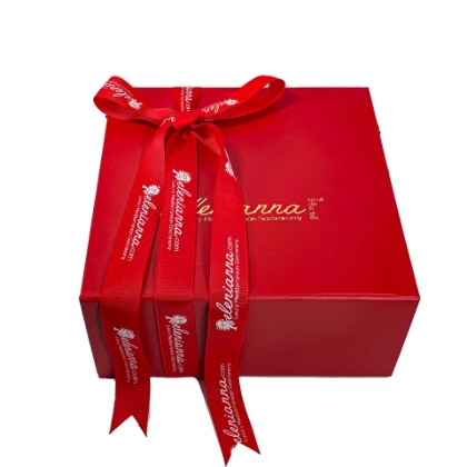 Image de la catégorie Coffrets cadeaux en papier de luxe.