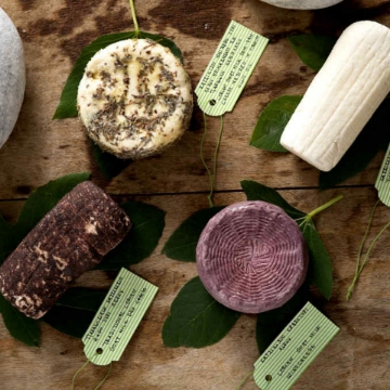 Lerian Goat Milk Wine Cheese 250g Lerian Goat Milk Wine Cheese 250g